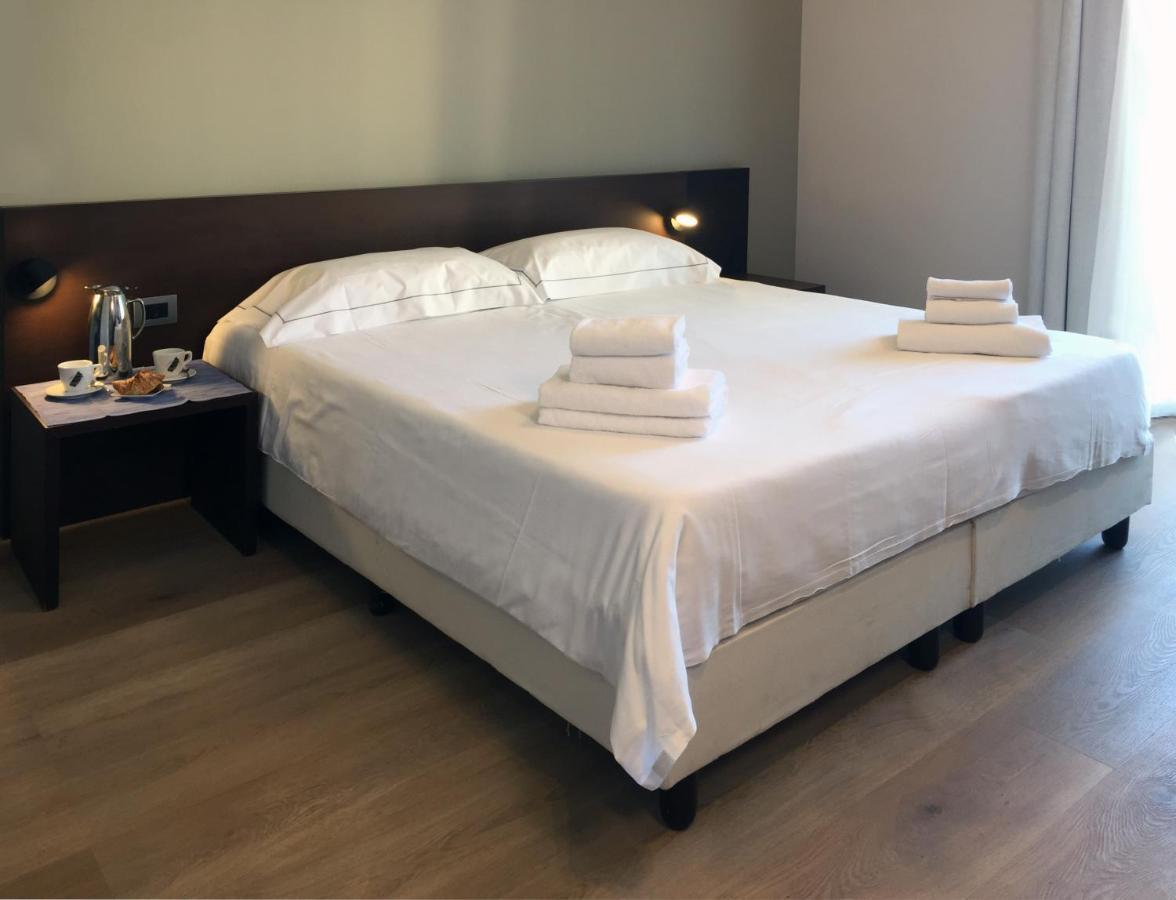 Hotel Corallo Imperia Kültér fotó