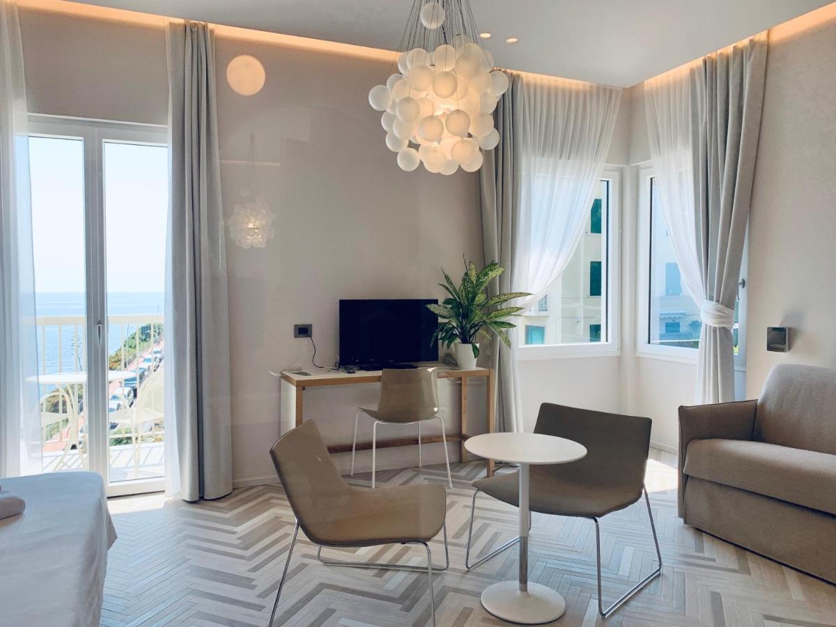 Hotel Corallo Imperia Kültér fotó