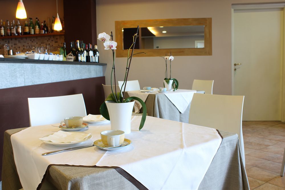 Hotel Corallo Imperia Kültér fotó